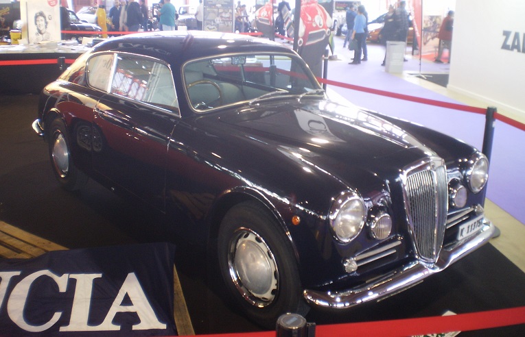 2019 - CLASSICAUTO Madrid 2019. - Página 2 Ca19-218