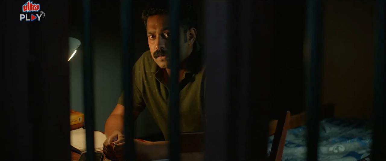 Kooman 2022 WebRip [Hindi + Malayalam] 480p, 720p ESub Screenshot