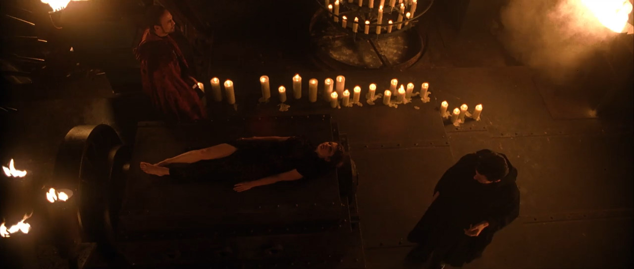 End of Days 1999 BluRay [Hindi + English] 480p 720p ESub Screenshot