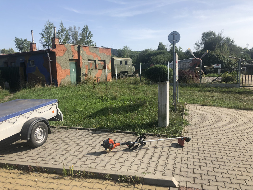 7AF01319-2444-4E05-BBF7-281DFC994B44