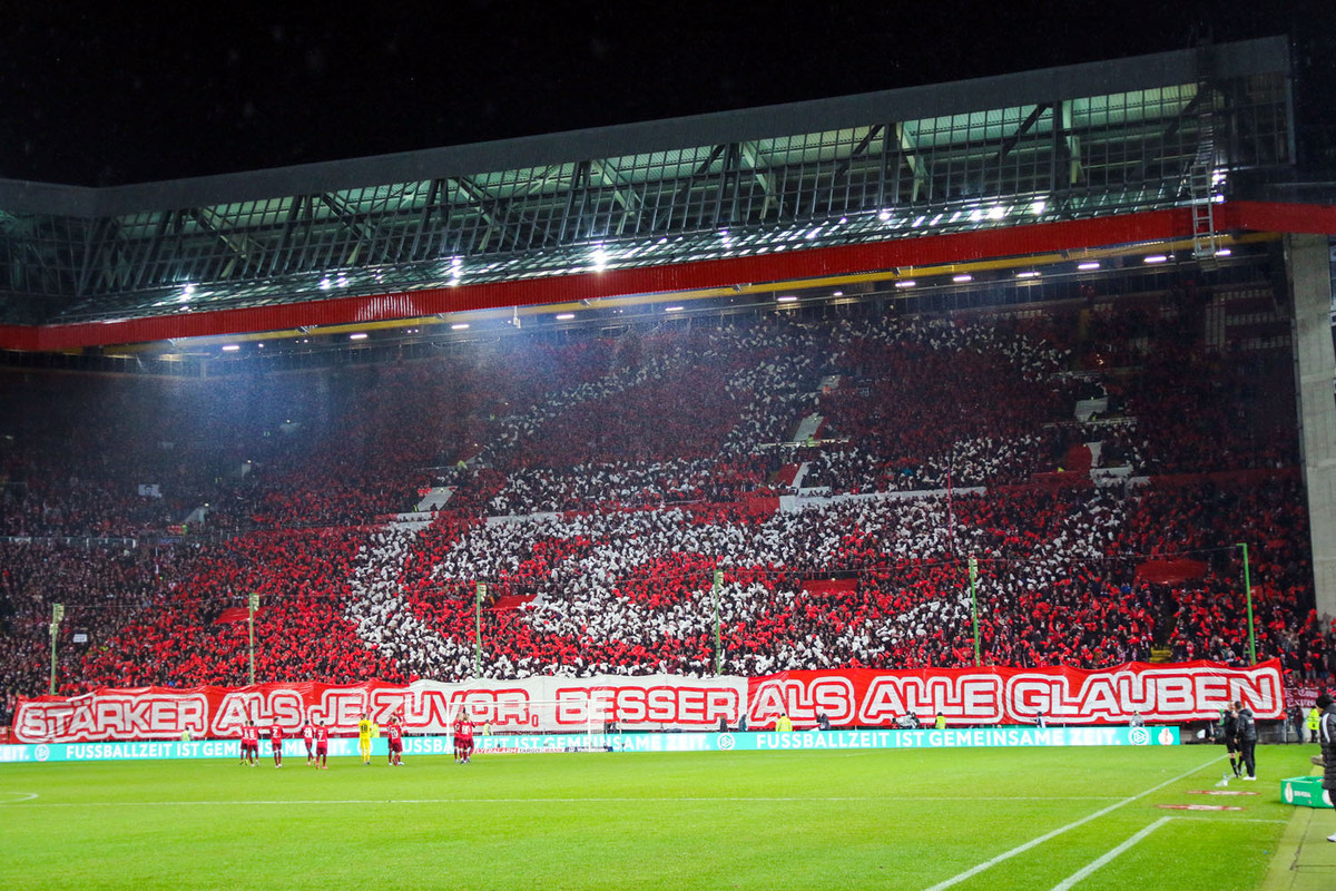 1-fc-kaiserslautern-1-fc-nuernberg-dfb-pokal-2023-2024-11