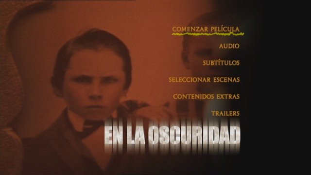 1 - En La Oscuridad [DVD9Full] [PAL] [Cast/Ing/Hu/Ru] [Sub:Varios] [2003] [Terror]