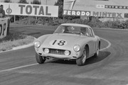 24 HEURES DU MANS YEAR BY YEAR PART ONE 1923-1969 - Page 46 59lm18-F250-GT-SWB-A-Pilette-G-Arents-14