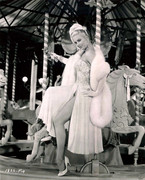 Martha-Hyer-a142
