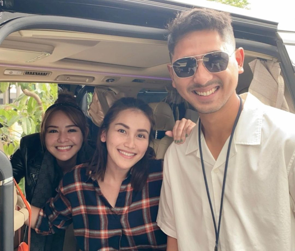 Postingan Ayu Ting Ting