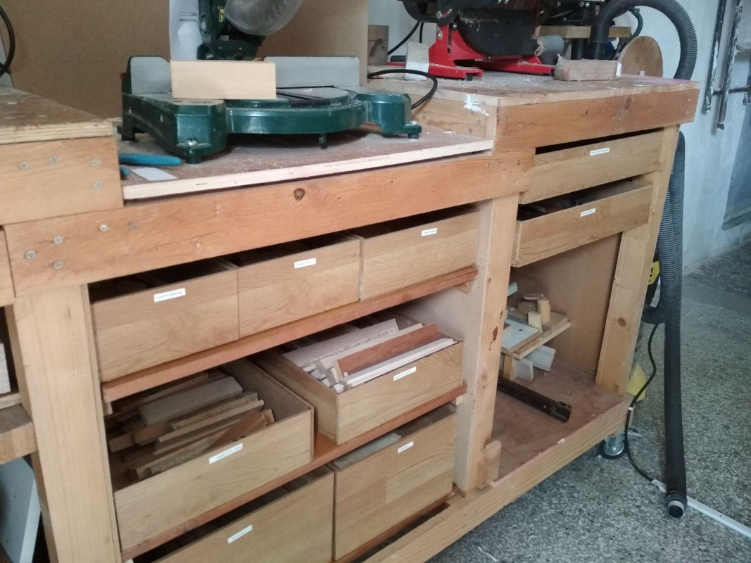 E07D952B-F87A-4FD2-ABB0-3C7683141858