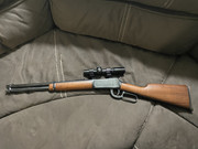 8FA7355C-45BD-41DE-8228-FB0E2B0E0413