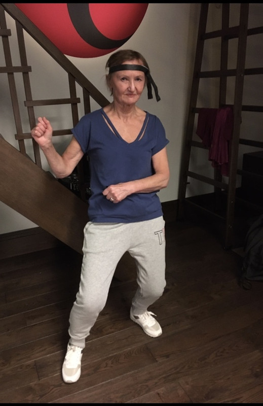 E86B0198-05C1-426C-82EA-963904016882