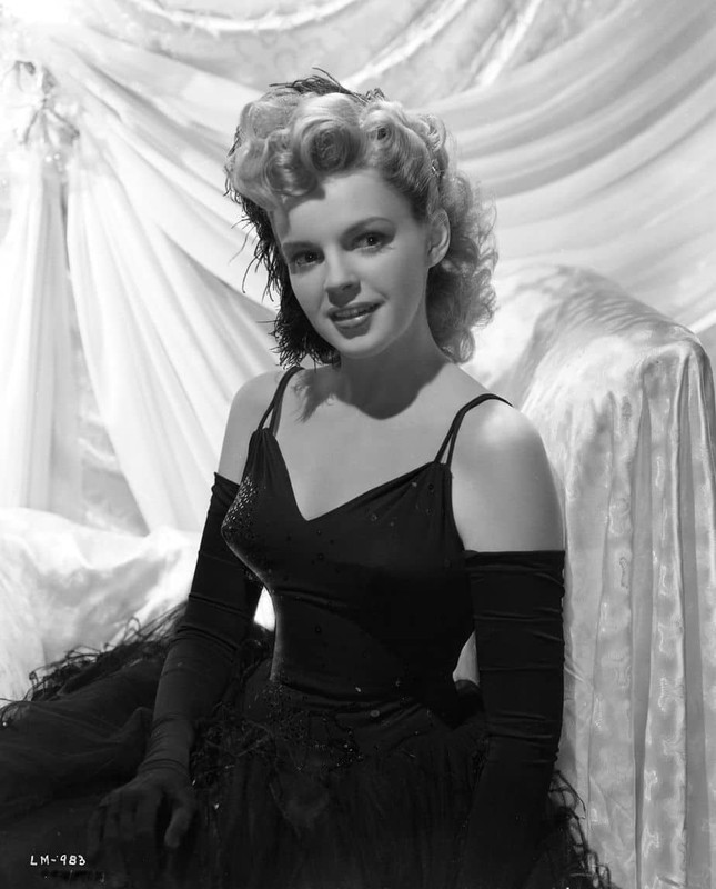 Judy_Garland_mc75