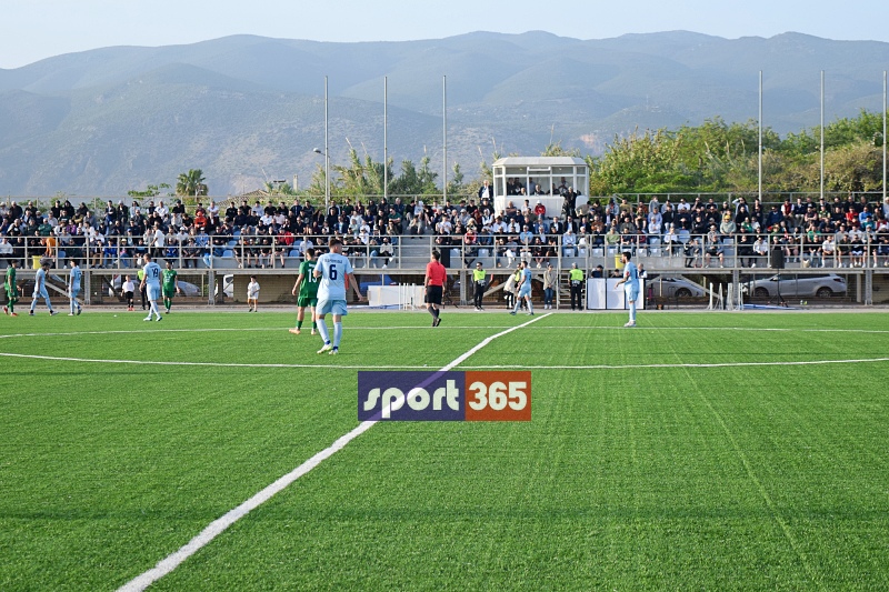 , &Tau;&omicron; &phi;&omega;&tau;&omicron;&rho;&epsilon;&pi;&omicron;&rho;&tau;ά&zeta; &tau;&omicron;&upsilon; &tau;&epsilon;&lambda;&iota;&kappa;&omicron;ύ &Epsilon;&rho;ά&nu;&eta;-&Pi;&alpha;&nu;&theta;&omicron;&upsilon;&rho;&iota;&alpha;&kappa;ό&sigmaf; (&phi;&omega;&tau;&omicron;)