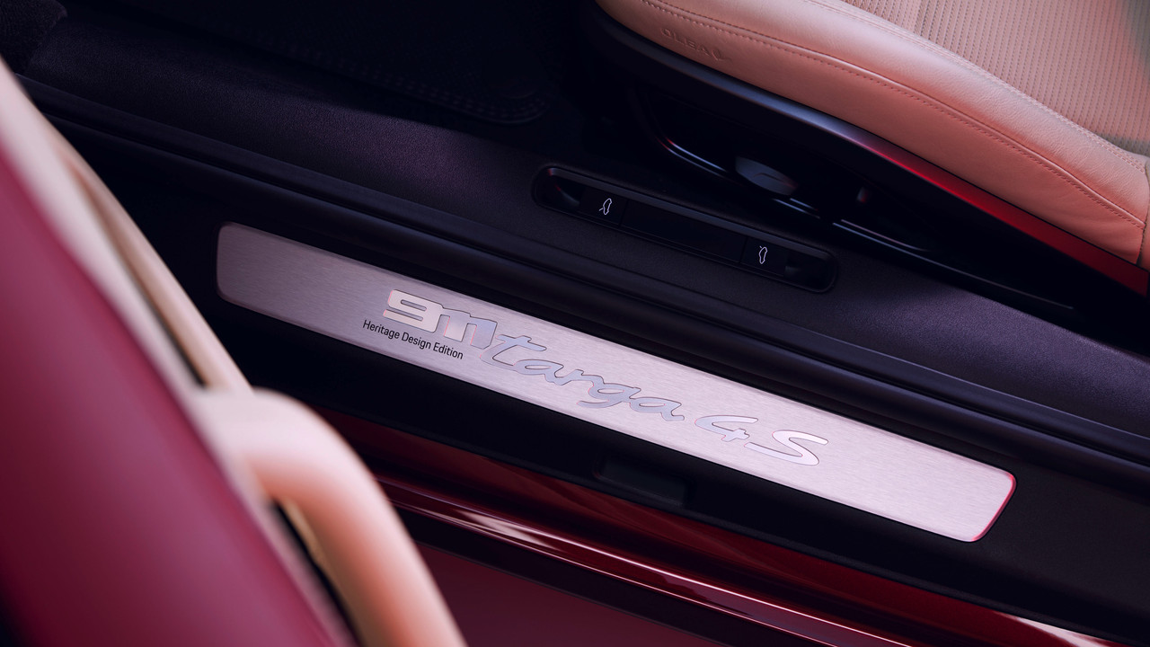 high_911_targa_4s_heritage_design_edition_2020_porsche_ag_12