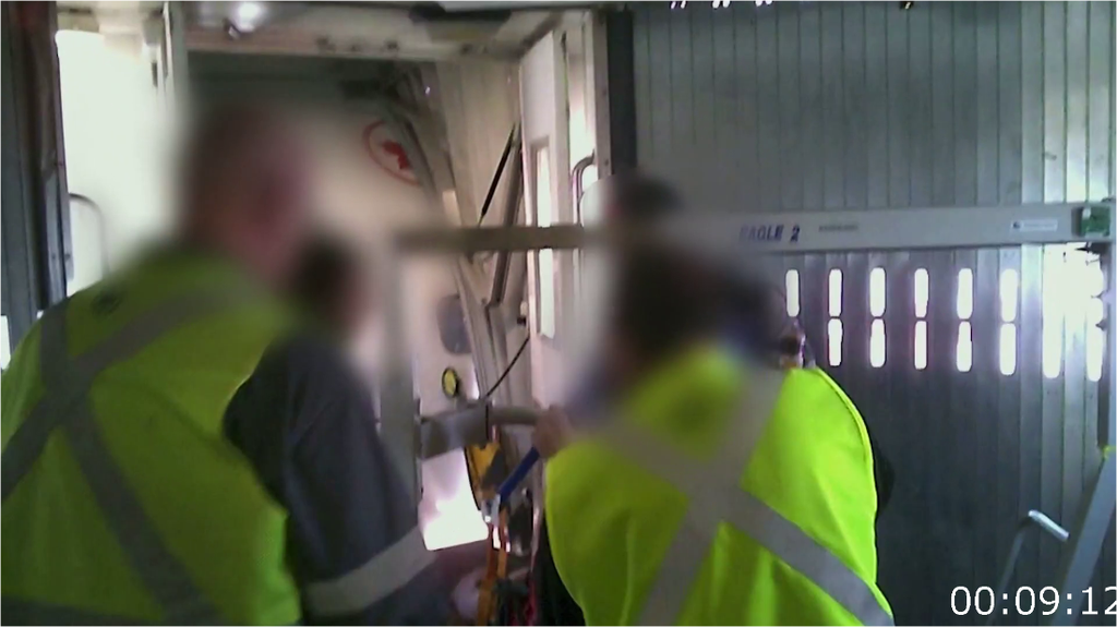 [Image: 5fc6yh98nita.png]