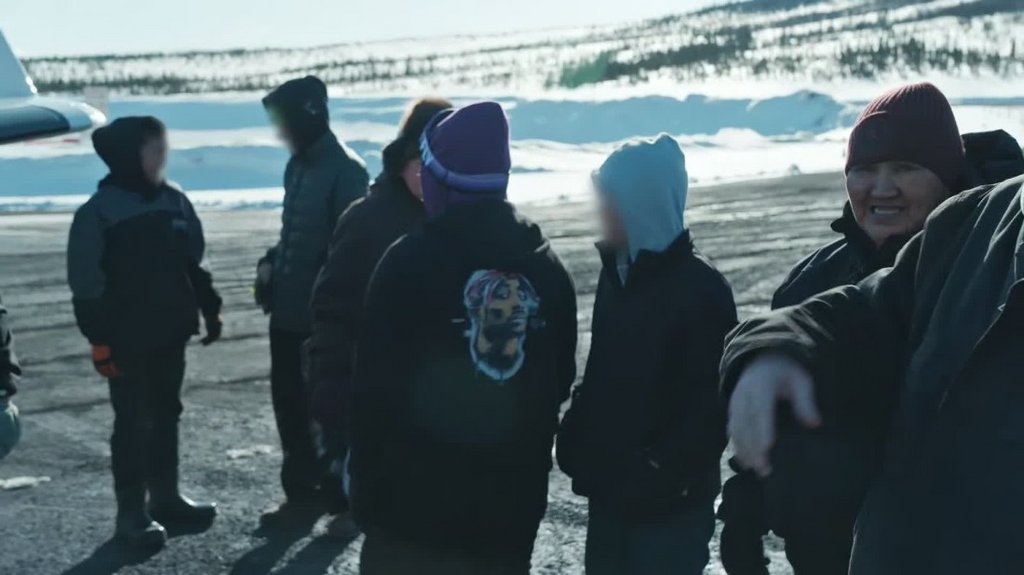 [Image: rtg38twvui50.jpg]