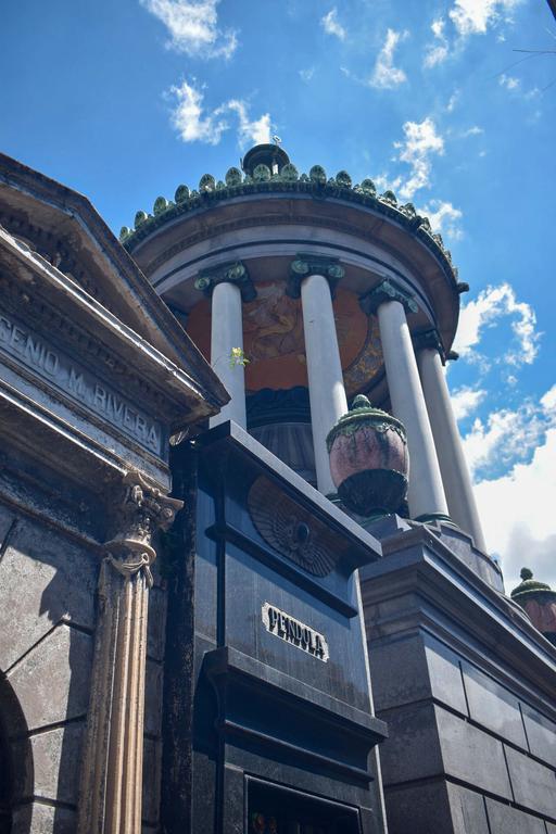 В джазе только девушки или аргентинско-бразильский калейдоскоп В джазе только девушки или аргентинско-бразильский калейдоскоп