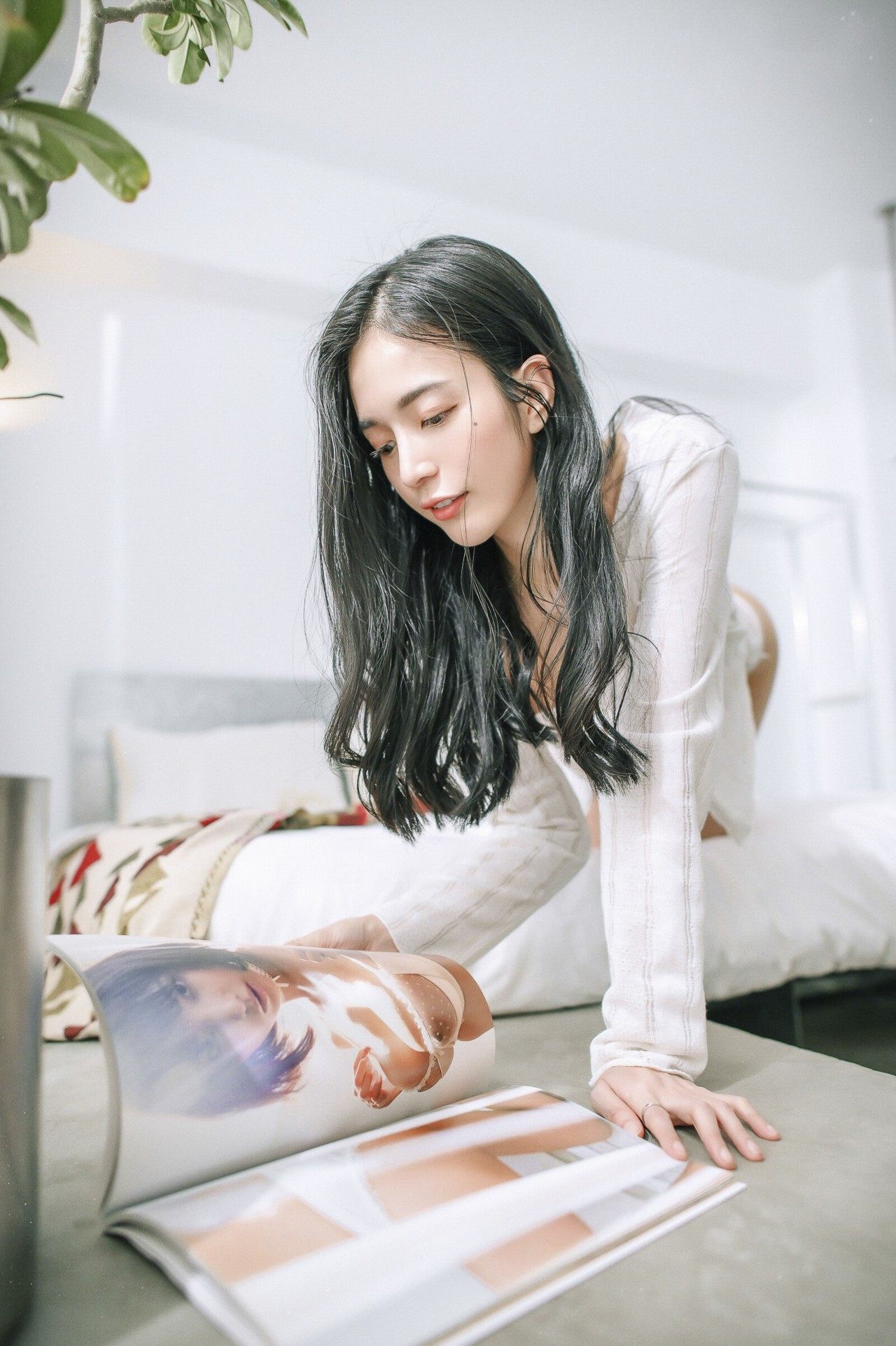 JVID辰辰《妖精女友》写真照，内裤，慵懒与性感美图插图1