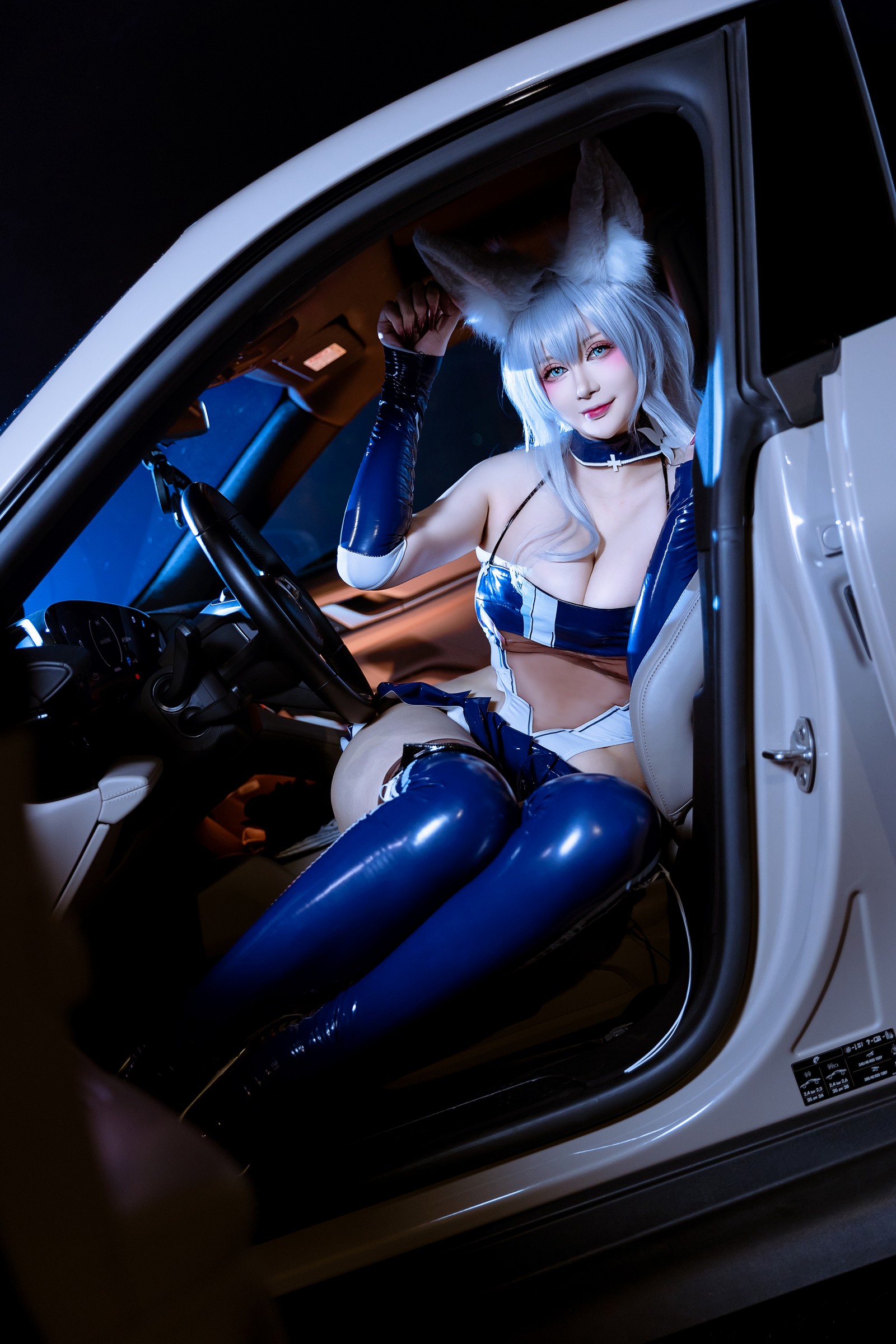 兔胖胖min – 碧蓝航线 信浓 赛车 Cosplay 高清写真集（40P-334.3MB）插图5