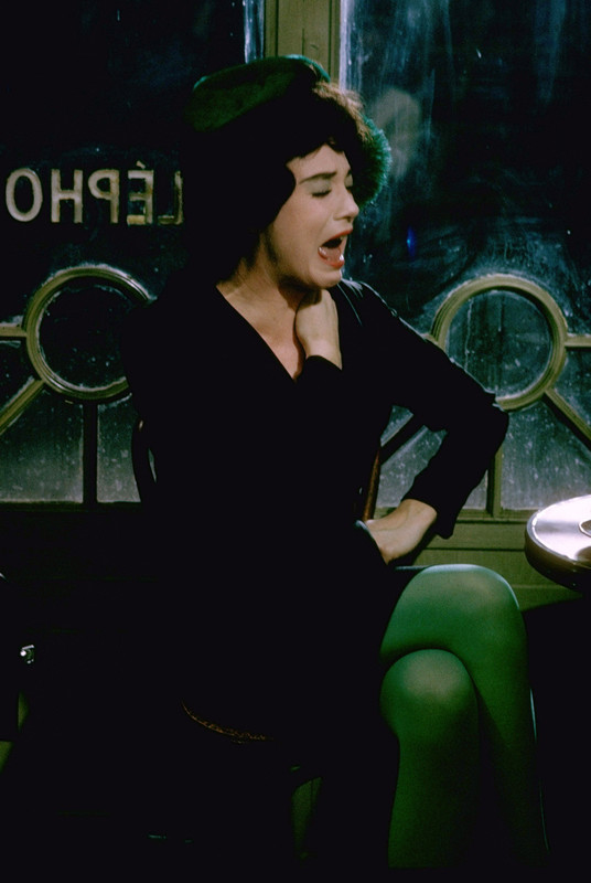 Shirley_MacLaine_b62