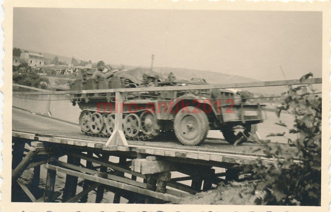 Foto, Brückenüberquerung, Château-Thierry, Frank