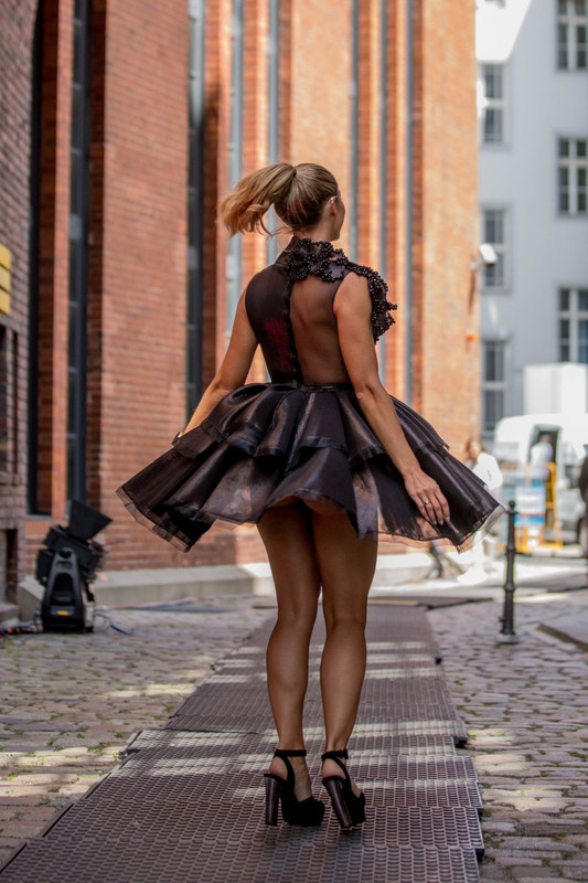 Evelyn-Burdecki-UpskirtSTARS.com-3-1024x1536 (14)