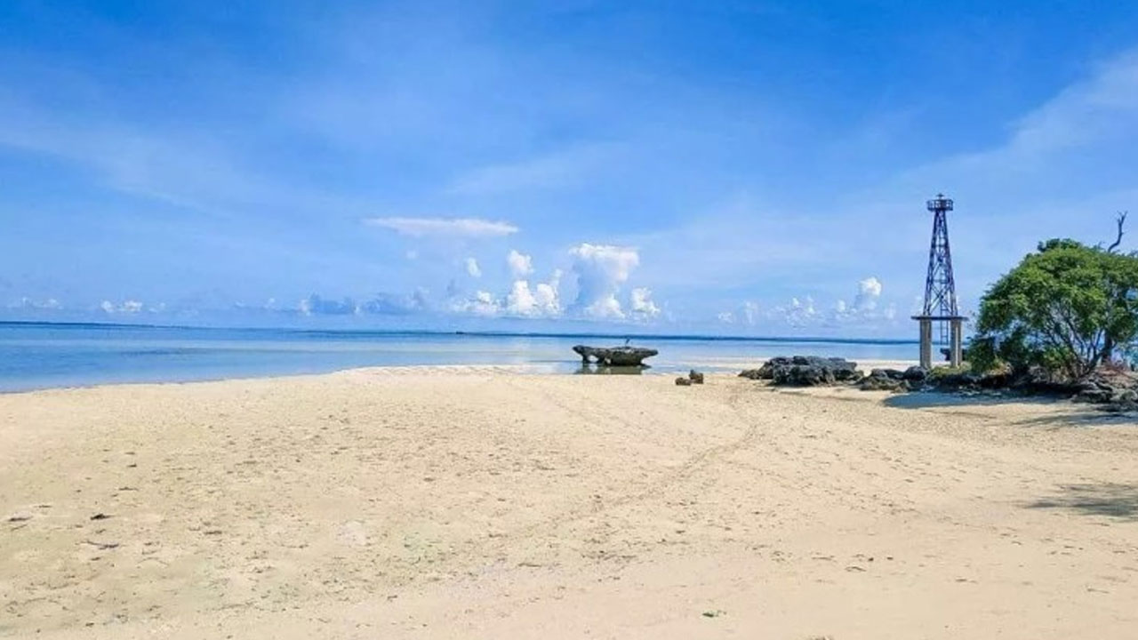 Keindahan Wisata Pantai Katembe, Pesona Alam yang Menenangkan