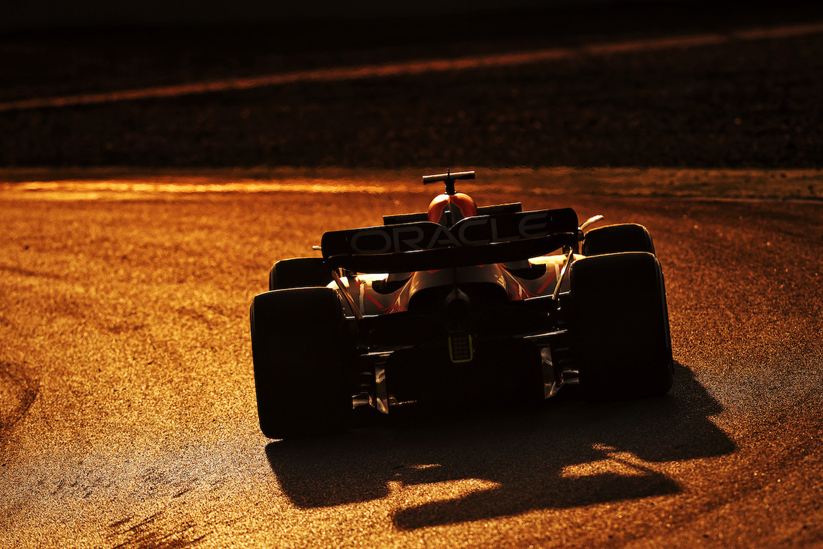 [Imagen: f1-test-barcellona-gallery-day1-462.jpg]