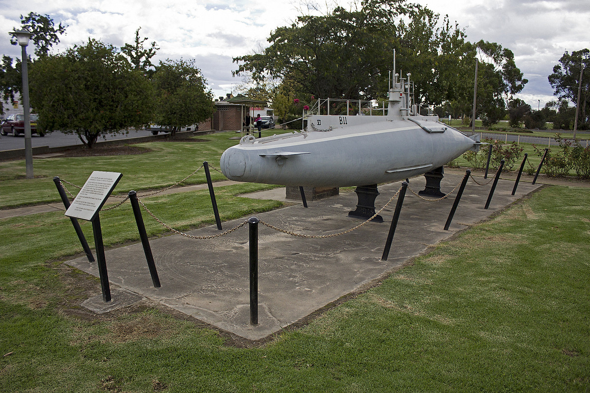 HMS B11 в мемориальном парке коммандера Холбрука в Холбруке в Новом Южном Уэльсе (Австралия)-4