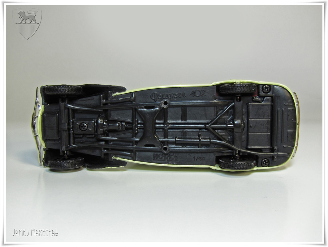 Peugeot-402 eclipse (7) Nor