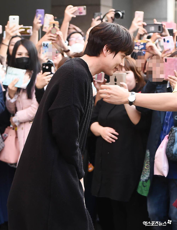 D59MgJKV4AExTTQ.jpg large