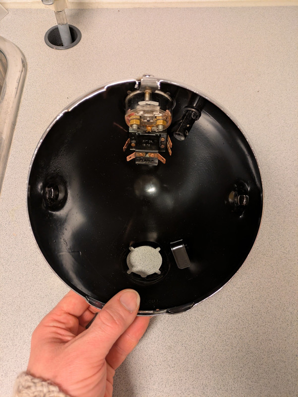 Fettling a Norton Commando 750