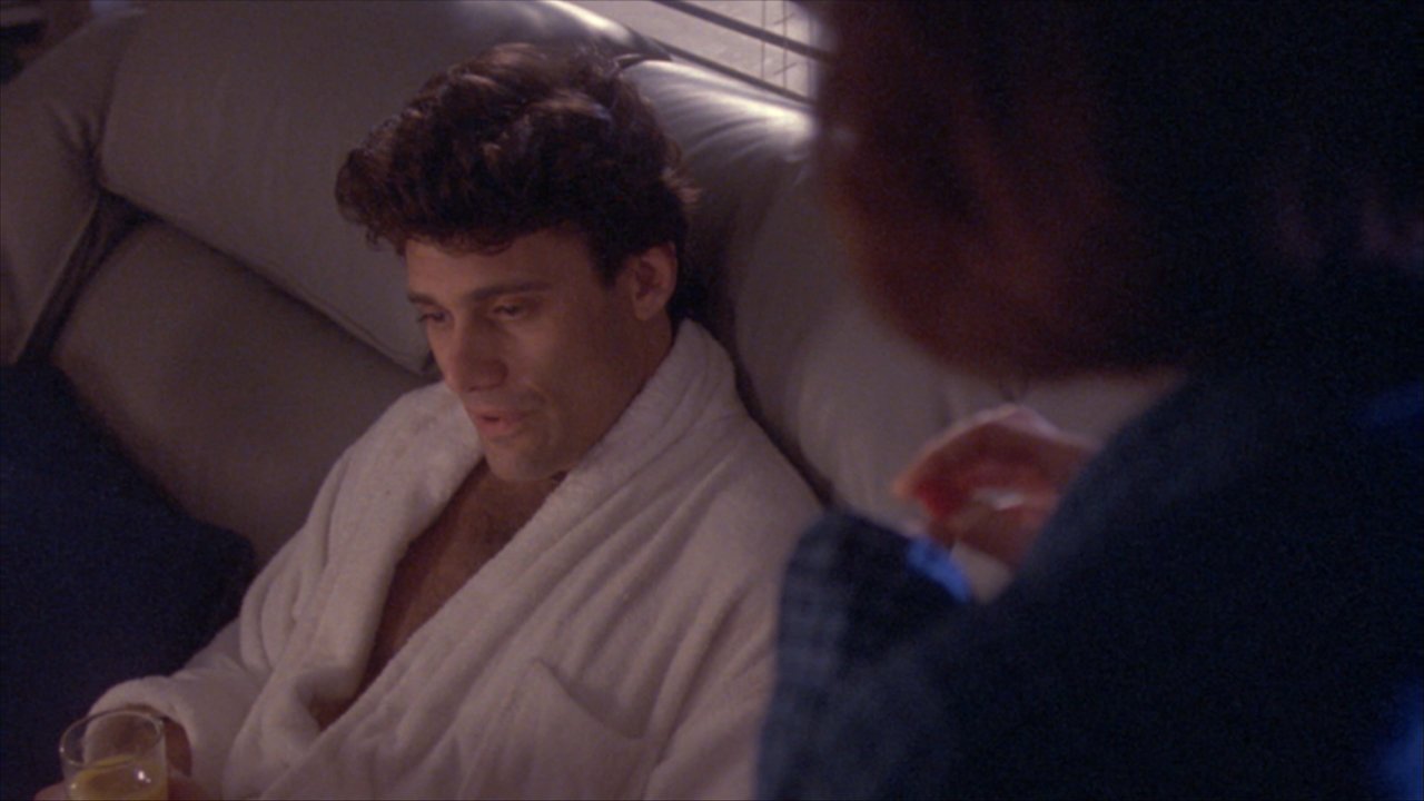 Знак дракона.1993.BDRemux.1080p.R.G. Goldenshara.mkv_snapshot_00.14.22_[2022.09.22_01.42.23]