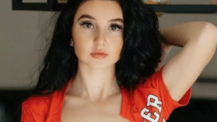 Fully Naked Babe in Red Shirt Showing Boobs