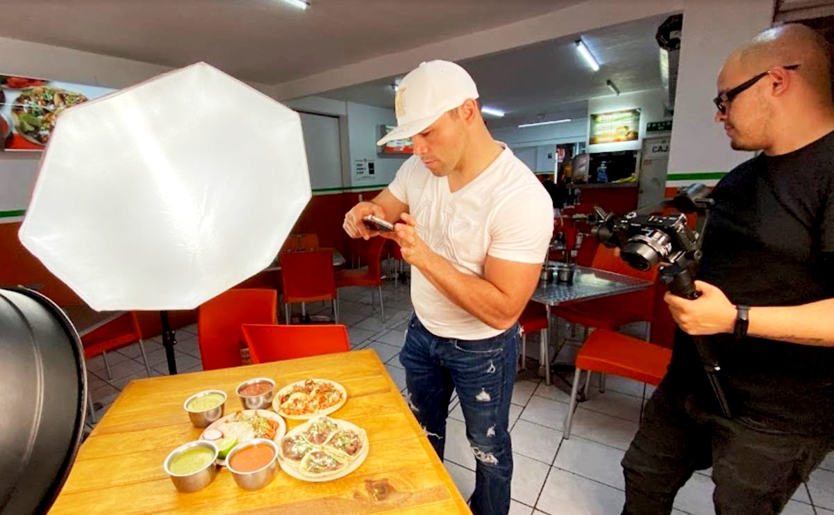 ¿Sabías de la taquería del Canelo Álvarez? Esto cuesta comer allí