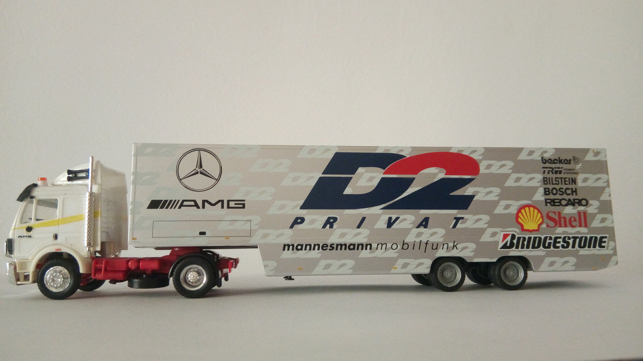 Macht (8009)