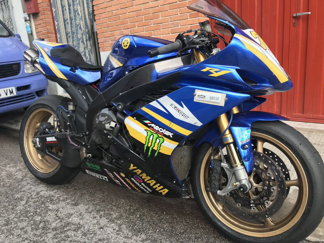 E3D55860-CAC0-4A46-AF19-BA3420C1E68E