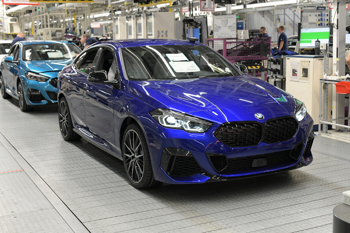 P90433334_highRes_bmw-2-series-gran-co