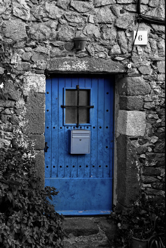 bluedoorvintagestudded.jpg