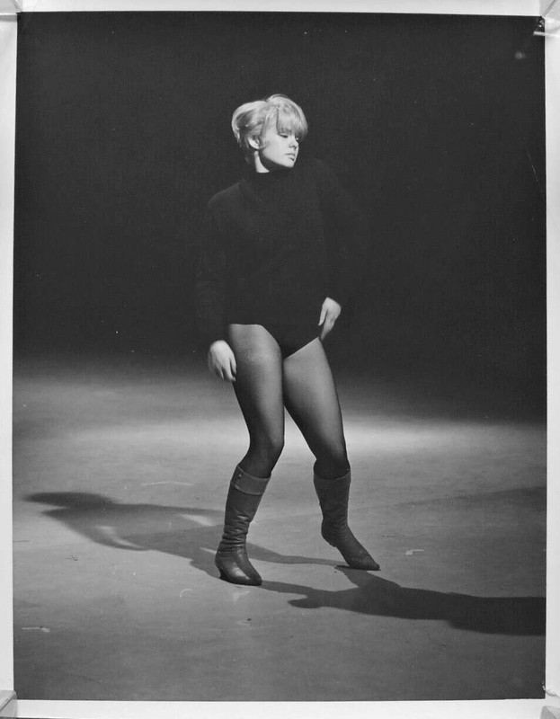 joey_heatherton_c32