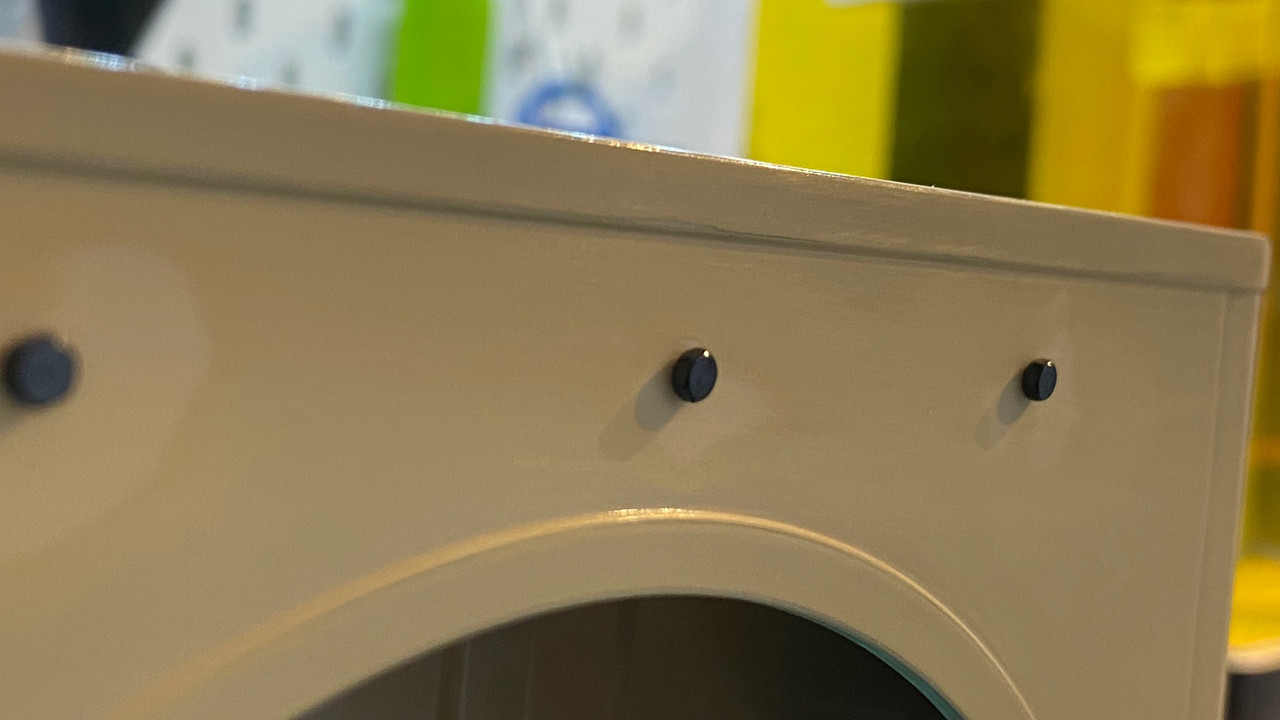 7774AA2E-56B6-4CD6-A52A-78320158C9B8