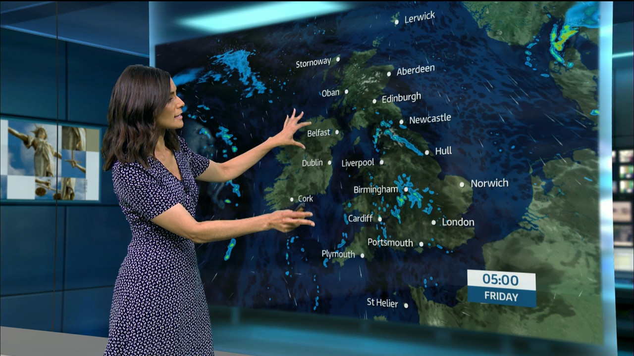 ITV Evening News_20220721_18301930.ts_snapshot_00.50.10.226