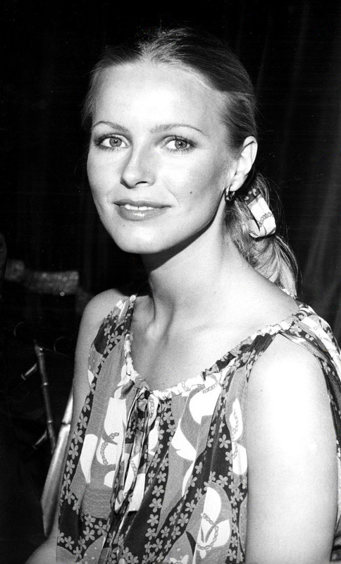 cheryl_ladd_c74