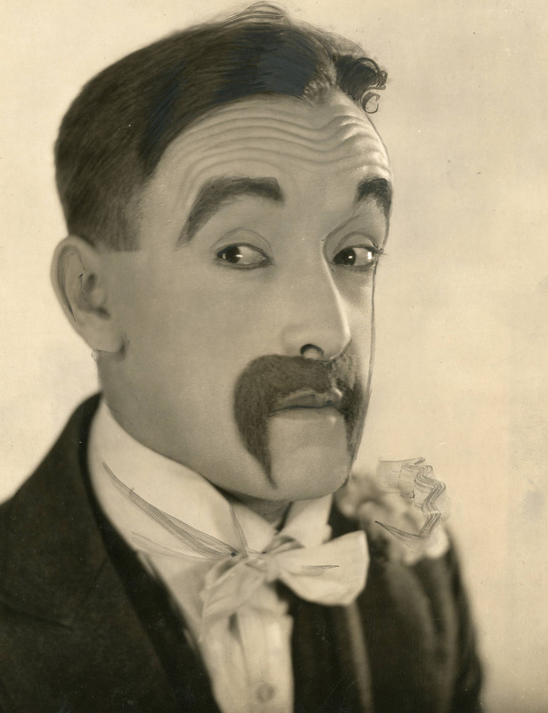 Snub_Pollard,_silent_film_actor_(SAYRE_8850)