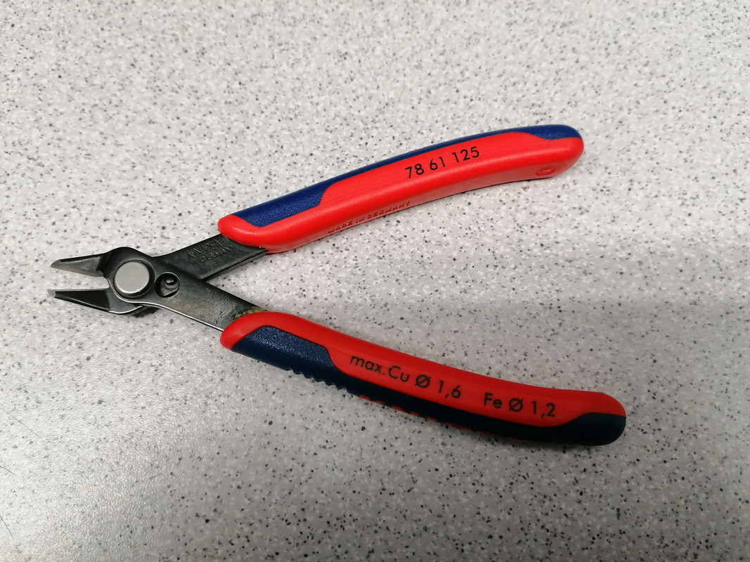 109 Sfic knipex rosu 125mm