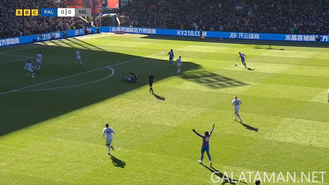 [Image: 03-01-23-30-02-BBC-One-FHD-MOTD-FA-Cup-H...54-174.jpg]