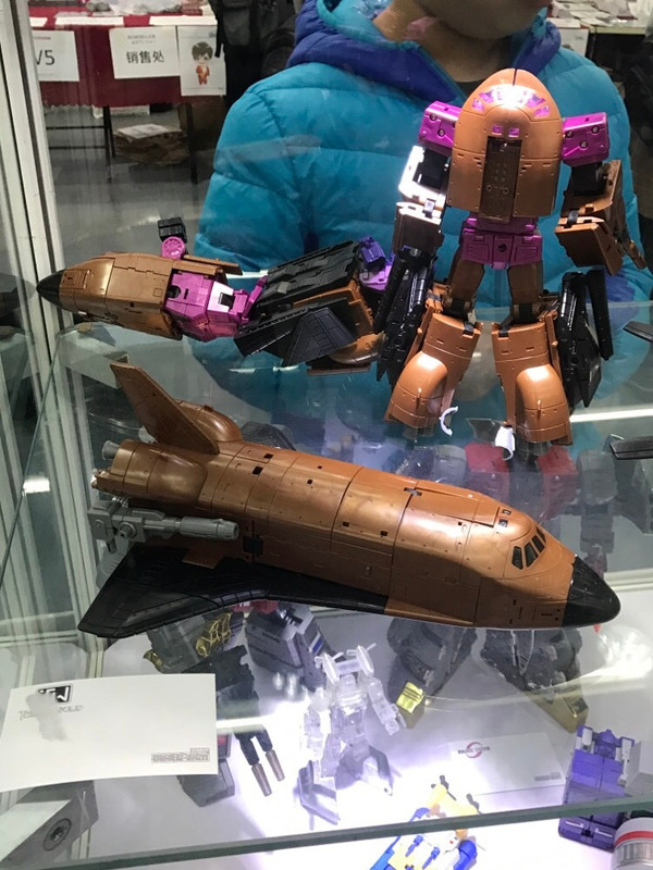 Toyworld-Combaticons-07