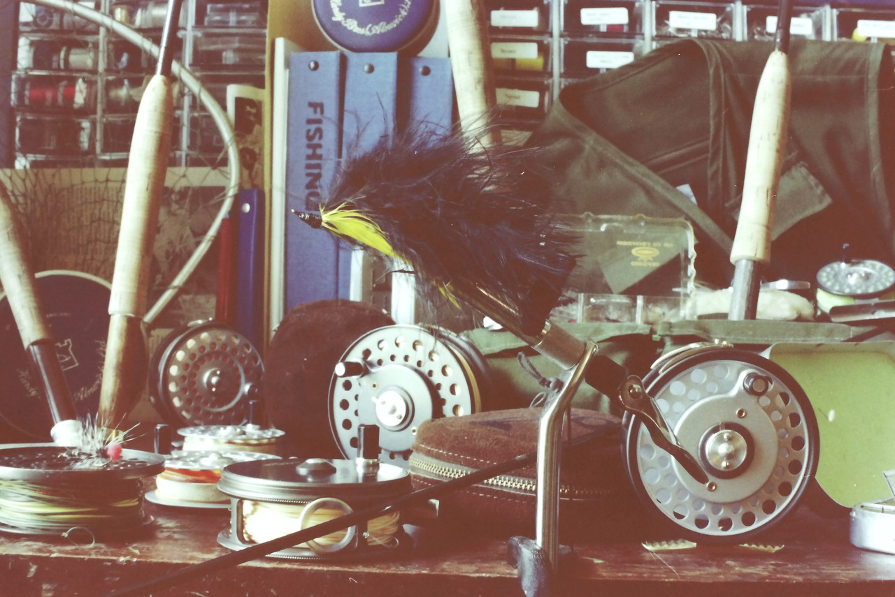 Fly Fishing Gear 01
