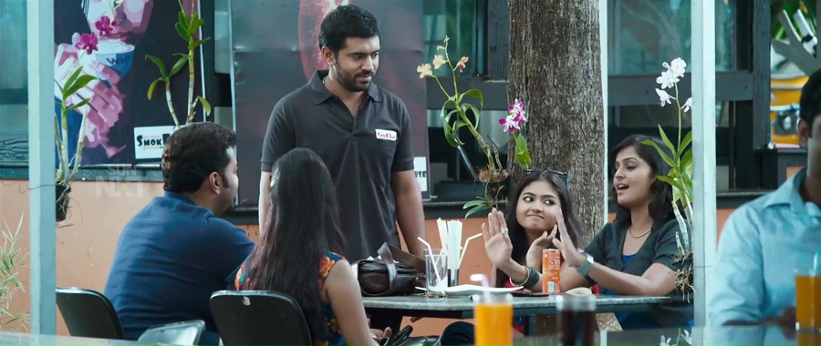 Arikil Oraal 2013 WebRip [Tamil + Malayalam] 480p, 720p Screenshot