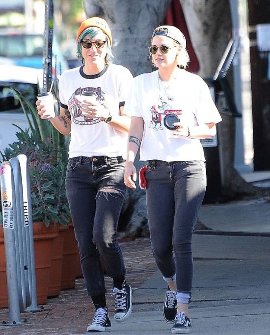 Исполнительница главной роли в «Сумерках» Кристен Стюарт сделала предложение своей девушке