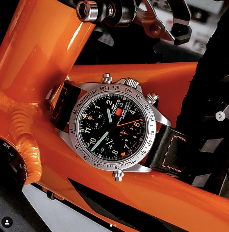 5BE0B197-8E68-4454-8485-6DCAB3C00ADD