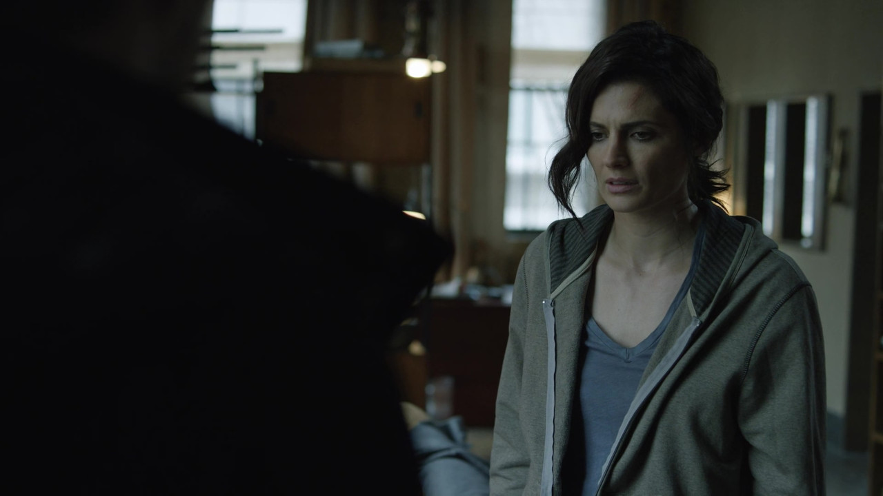 Absentia - S01E01 - Comeback (1080p AMZN WEB-DL x265 10bit EAC3 