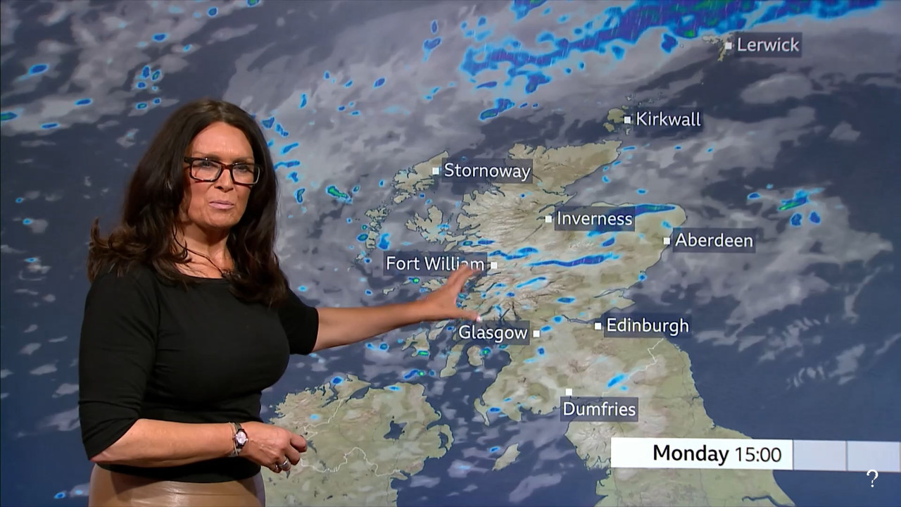 10.16 - 17.05.00 - Reporting Scotland. The latest news and weather fr....ts_snapshot_08.29.977